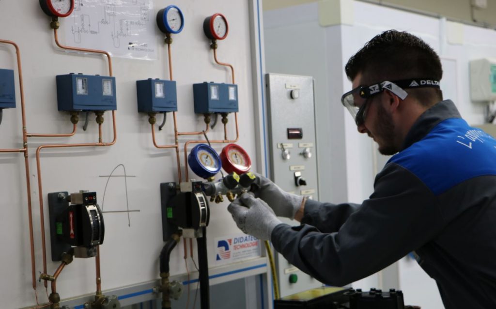 Technicien de Maintenance en Chauffage, Ventilation et Climatisation (TMCVC)