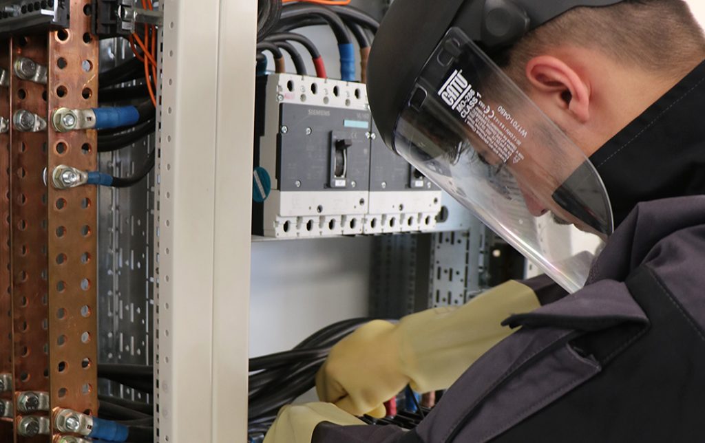 Technicien en Electricité (MELEC)